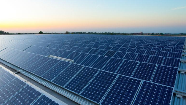 廠房屋頂太陽能光伏發電多少錢呢