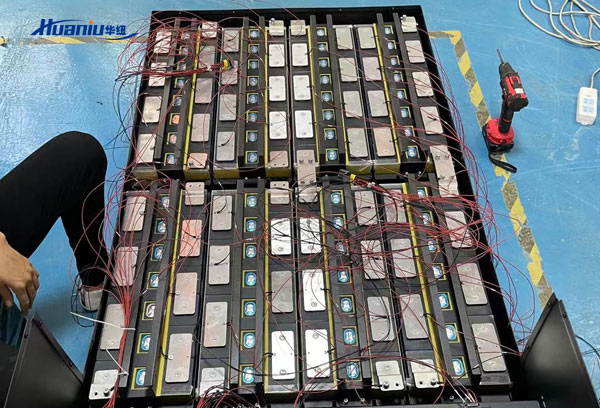 移動電源車磷酸鐵鋰電池